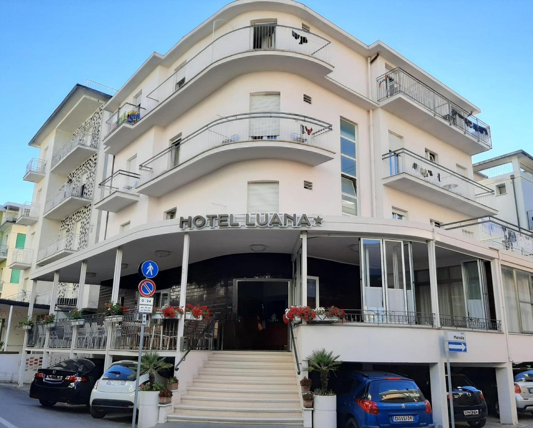Hotel Luana Rimini Buitenkant foto